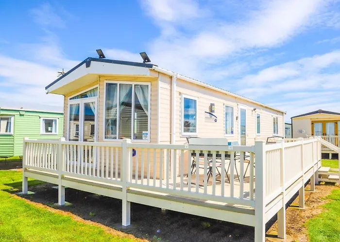 Big Skies Platinum Plus Holiday Home With Wifi, Netflix, Dishwasher, Decking
