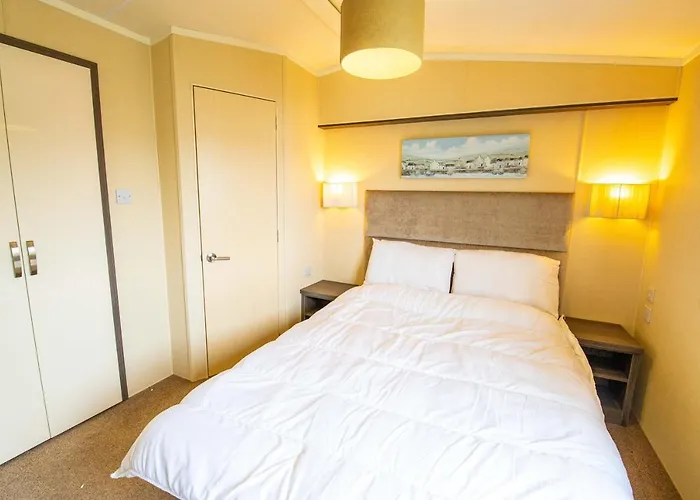 Big Skies Platinum Plus Holiday Home With Wifi, Netflix, Dishwasher, Decking